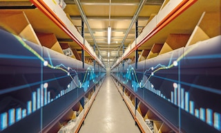 El nivel de inventario se define como el volumen de existencias almacenadas en la instalación El nivel de inventario se define como el volumen de existencias almacenadas en la instalación