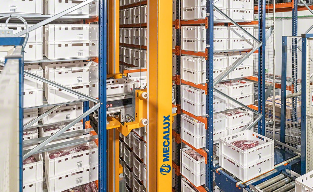 Elaborados Cárnicos Medina: 30 millones de kilos/año de ternera en un búfer automático Elaborados Cárnicos Medina: 30 millones de kilos/año de ternera en un búfer automático