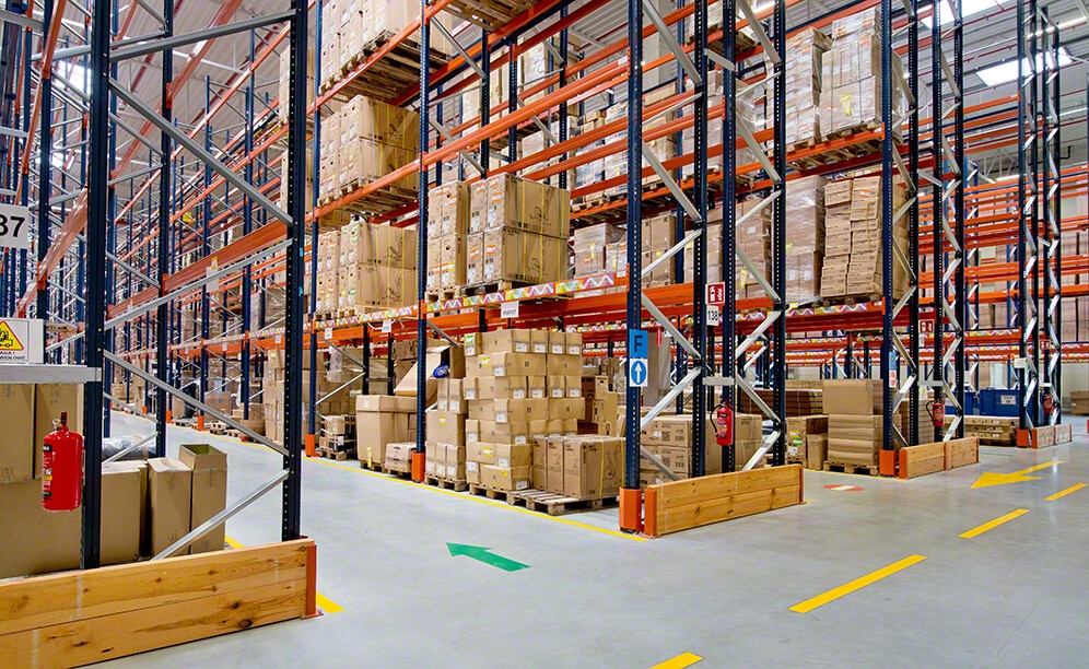 El depósito de Decathlon en Polonia con capacidad para más de 11.500 pallets El depósito de Decathlon en Polonia con capacidad para más de 11.500 pallets