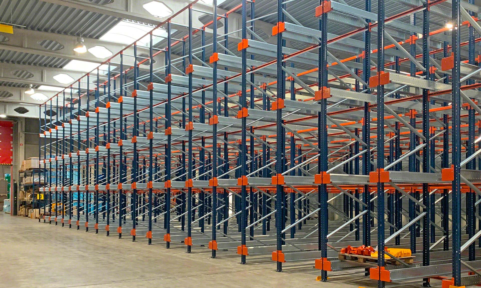 Manna Foods: máxima capacidad en un mínimo espacio Manna Foods: máxima capacidad en un mínimo espacio