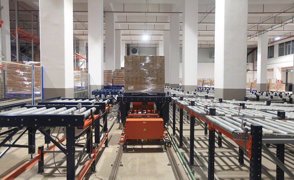 El depósito de Tadım está conectado con producción mediante transportadores