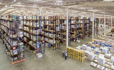 Grupo ramos mejora su logística, con distintos sistemas de almacenamiento y picking Grupo ramos mejora su logística, con distintos sistemas de almacenamiento y picking