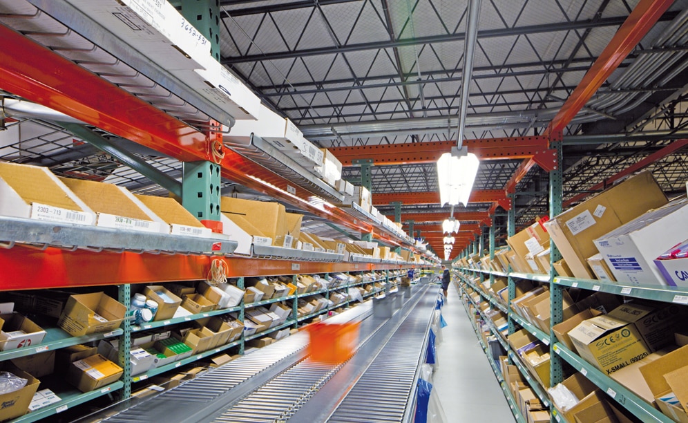 Una instalación de picking a medida fomenta la expansión del distribuidor de material odontológico con mayor crecimiento de Estados Unidos Una instalación de picking a medida fomenta la expansión del distribuidor de material odontológico con mayor crecimiento de Estados Unidos