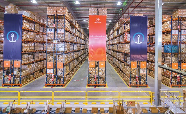 Mecalux ha suministrado a Natura Cosméticos racks selectivos donde almacenar más de 18.000 pallets