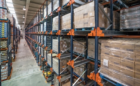 ¿Cómo conseguir capacidad para 1.000 pallets más en la misma superficie de almacenaje? ¿Cómo conseguir capacidad para 1.000 pallets más en la misma superficie de almacenaje?