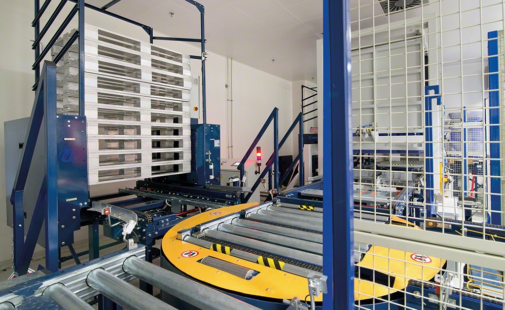 En la planta superior se lleva a cabo el embalaje de los productos de Novartis En la planta superior se lleva a cabo el embalaje de los productos de Novartis