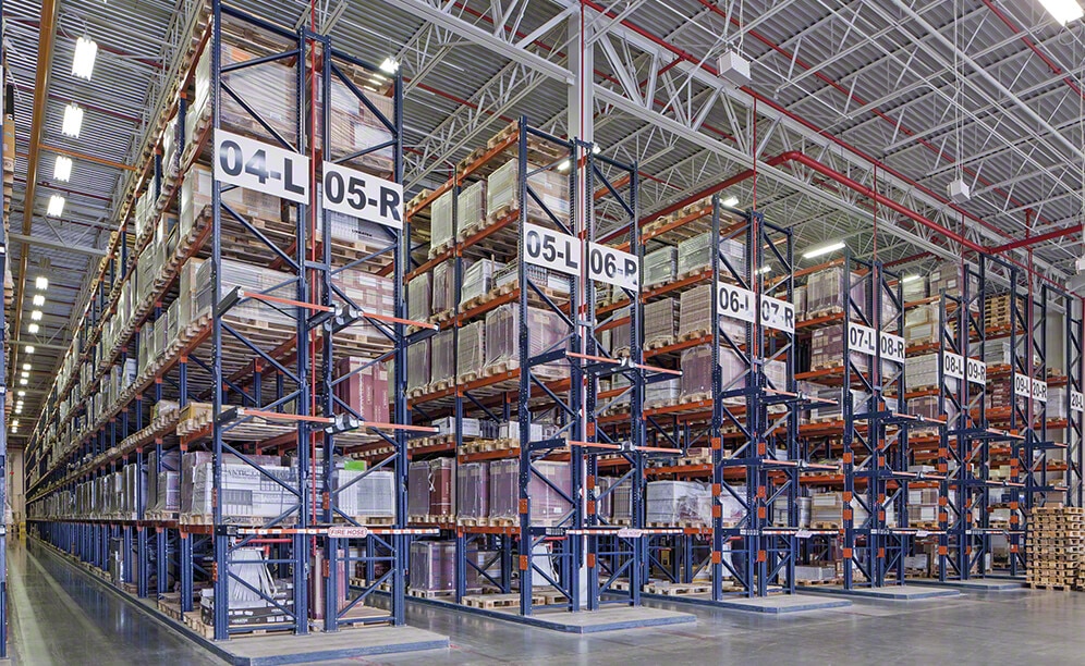 El éxito de Interlake Mecalux y Porcelanosa Grupo en Estados Unidos El éxito de Interlake Mecalux y Porcelanosa Grupo en Estados Unidos