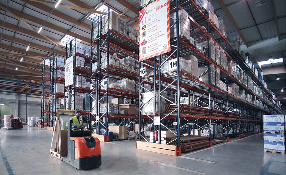 Saint-Gobain y Mecalux, una colaboración sinónimo de éxito Saint-Gobain y Mecalux, una colaboración sinónimo de éxito
