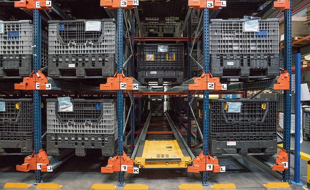Pallet Shuttle semiautomático en el depósito de SaarGummi Ibérica en Madrid Pallet Shuttle semiautomático en el depósito de SaarGummi Ibérica en Madrid