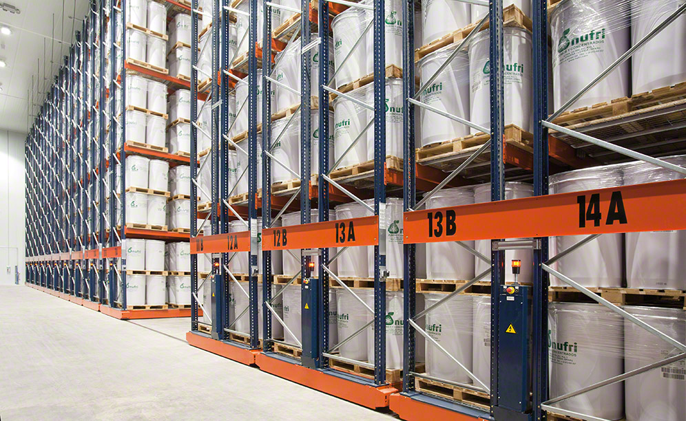 Racks Movirack y ‘drive-in’ para las cámaras de congelación de Nufri