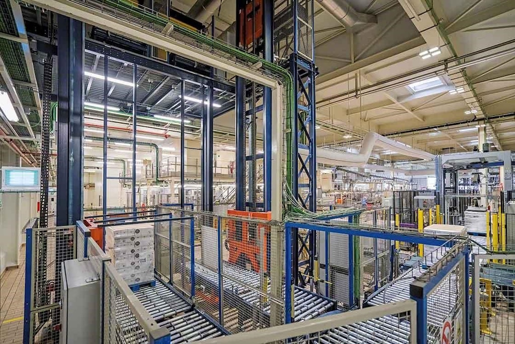 La automatización de procesos en el depósito reduce los tiempos de entrega La automatización de procesos en el depósito reduce los tiempos de entrega