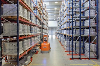 Los retos de almacenar productos químicos: proyectos de éxito