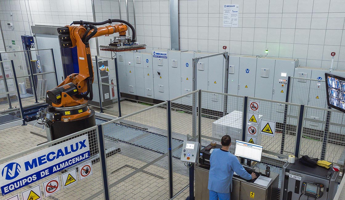 La robótica de servicio consiste en una suscripción periódica para el uso de robots logísticos