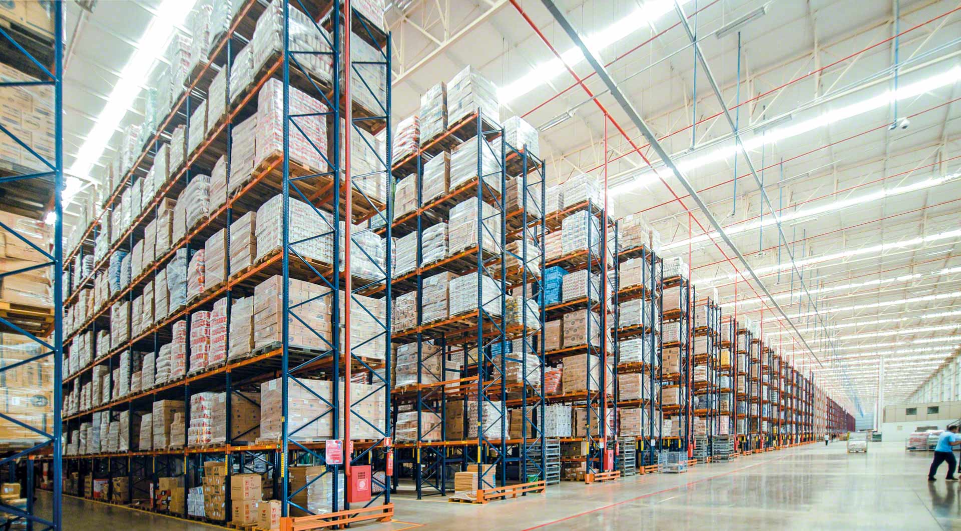 The many parts of a pallet rack ensure safety in the facility and provide accessibility to the loads