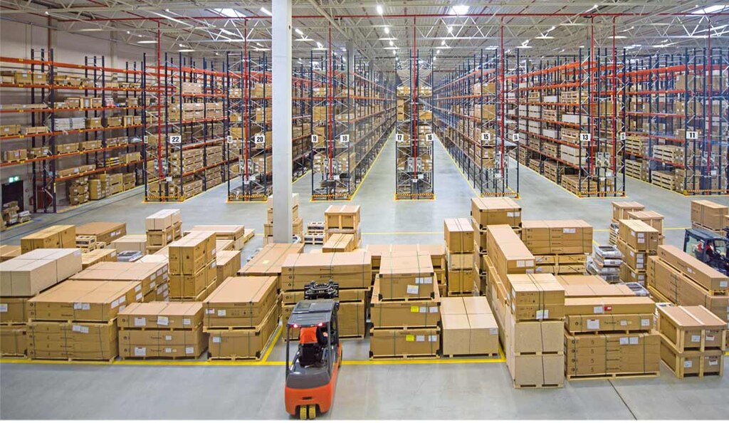 El apilado de pallets mejora el aprovechamiento de la superficie en determinadas operaciones