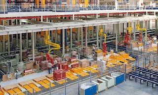 El depósito automático de picking acelera la preparación y distribución de los pedidos