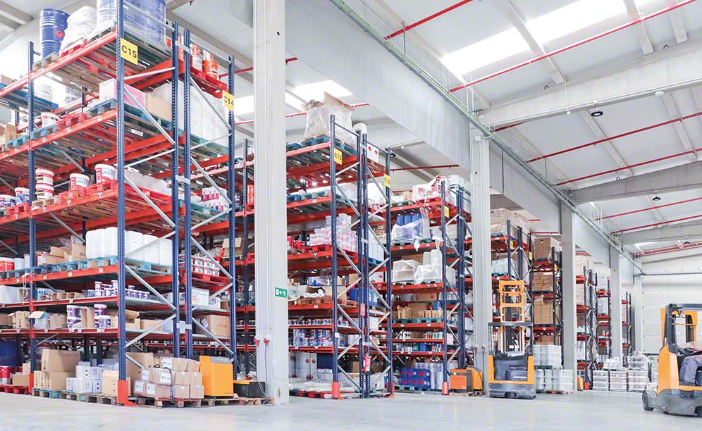 Depósito de Eurotex en Sevilla con Easy WMS de Mecalux