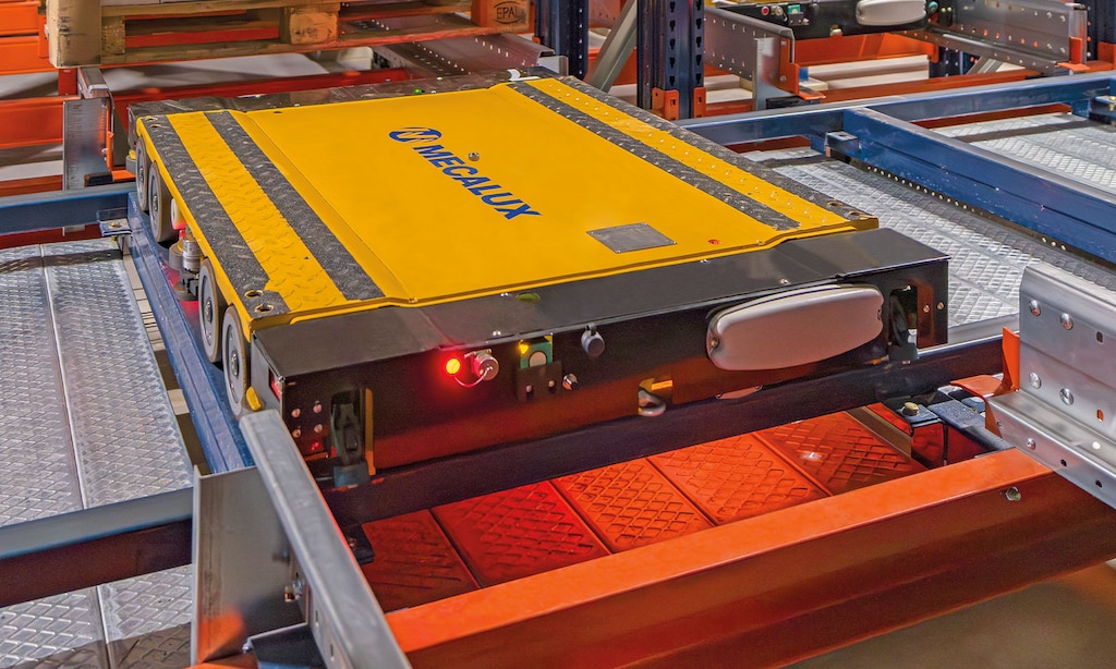 Nuevo depósito automático de GBS en Francia para gestionar 650 referencias de cervezas especiales mediante el sistema 4-Way Pallet Shuttle